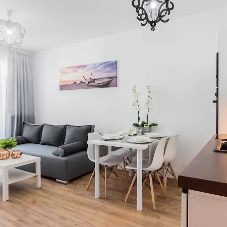 Vacationclub - Solna 11 Apartament C408 公寓